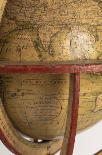 Globe terrestre de table, Félix Delamarche Paris 1827 - Collections Style Empire