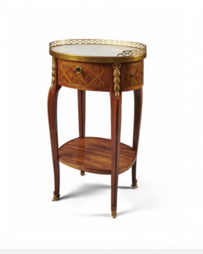 Table de salon ovale en placage d'amarante - Mobilier Style Louis XV