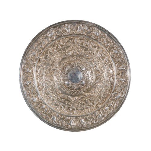 Large silver parade plate, Rome 18th century