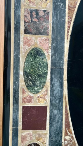 Marble top inlaid with ancient marbles - Architectural & Garden Style Louis XIV