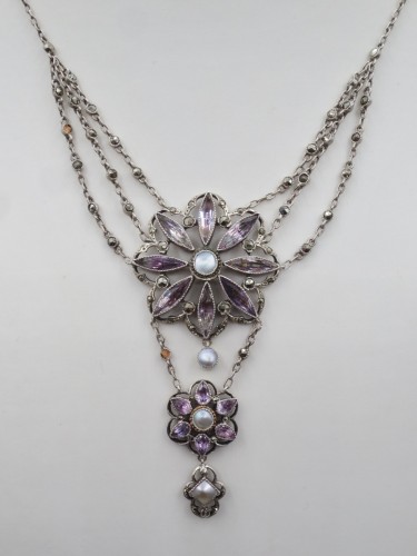 Collier en argent et améthyste, XIXe siècle - Anne Besnard