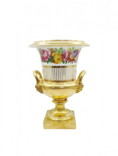 Vase Médicis en porcelaine vers 1820