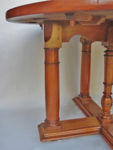 XVIe siècle et avant - Table en noyer, XVIe siècle