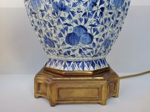 Pair of Delft Delft earthenware vases mounted as lamps - 