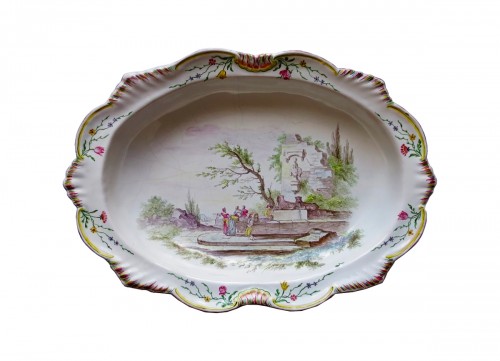 Marseille earthenware dish, Veuve Perrin factory 18th century