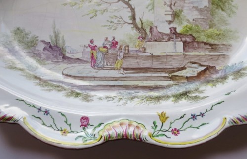 Marseille earthenware dish, Veuve Perrin factory 18th century - 