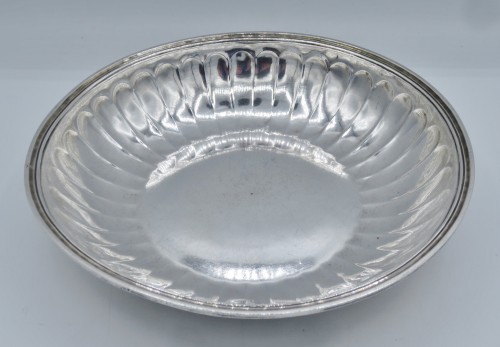 18th century - Pair of 18th-century silver bowls