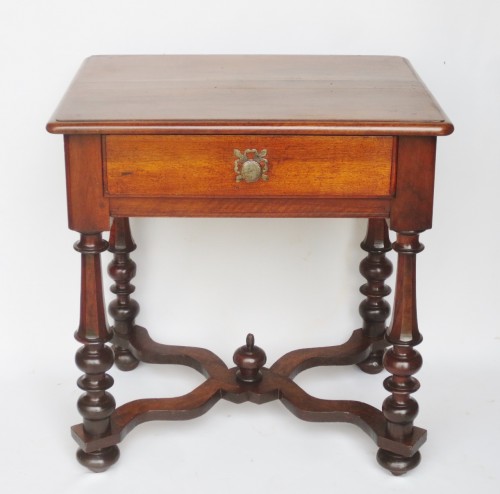 Louis XIII walnut table - Furniture Style Louis XIII