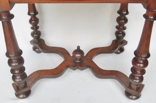 17th century - Louis XIII walnut table