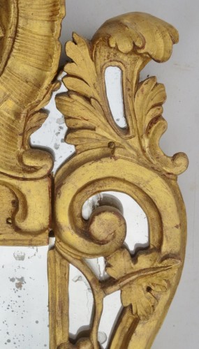  - Miroir en bois doré, XVIIIe siècle