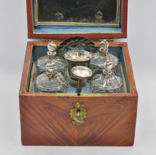 Coffret à senteur, XVIIIe siècle - Objets de Vitrine Style 