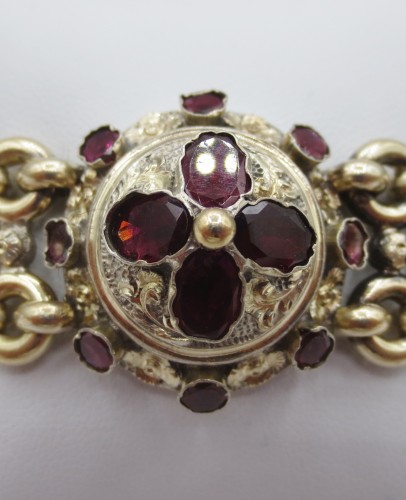 Bijouterie, Joaillerie Bracelet - Bracelet en argent serti de grenats, XIXe siècle