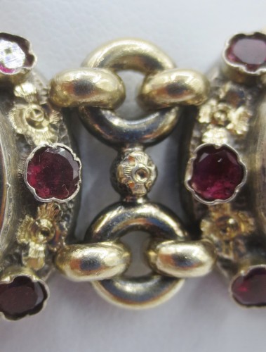 Bracelet en argent serti de grenats, XIXe siècle - 