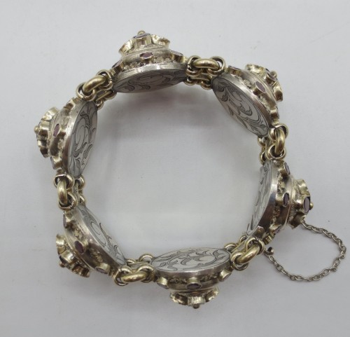 Antiquités - Bracelet en argent serti de grenats, XIXe siècle