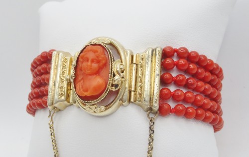 XIXe siècle - Bracelet en corail et vermeil, XIXe siècle