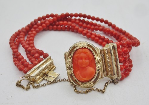 Bracelet en corail et vermeil, XIXe siècle - 
