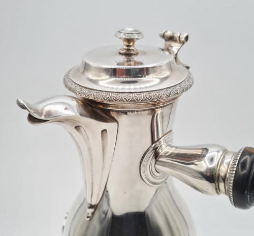 XIXe siècle - Grande verseuse tripode, Paris 1er Coq 1798-1809