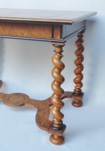 XIXe siècle - Table en bois blond, époque Napoléon III