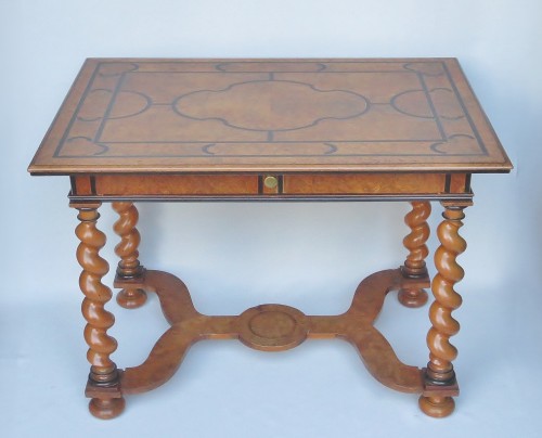 Table en bois blond, époque Napoléon III - Napoléon III