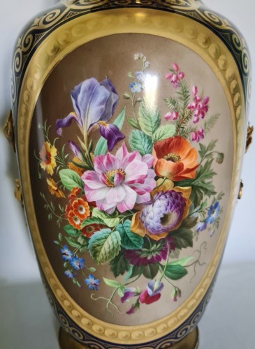 Grande paire de vases en porcelaine vers 1840-1850 - Louis-Philippe