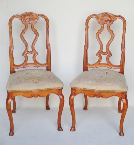 Suite de six chaises, Venise milieu XVIIIe siècle - Sièges Style 