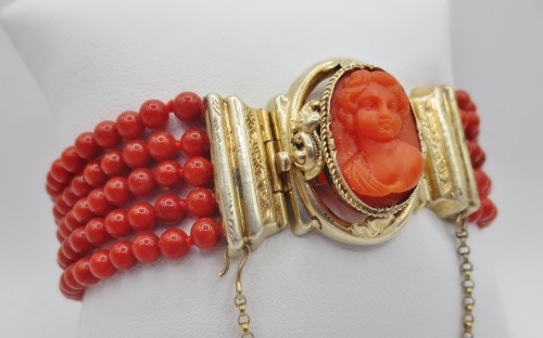 Bracelet en corail et vermeil, XIXe siècle - 