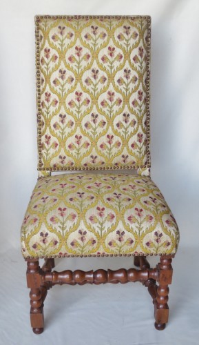 Antiquités - Ensemble de sept chaises d'époque Louis XIII