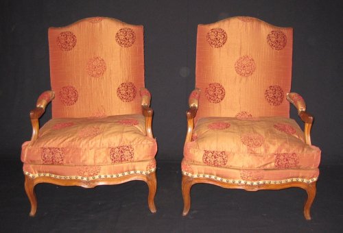 Seating  - Pair of armchairs so-called &quot;fireside - coin de feu&quot; Louis XV period