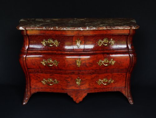 Commode bordelaise en acajou massif, XVIIIe siècle - Mobilier Style Louis XV