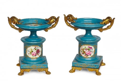 Cassolettes en porcelaine, attribuées à Jacob Petit