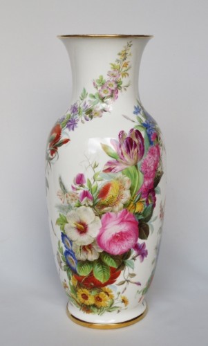 Vase en porcelaine d’époque Restauration - 