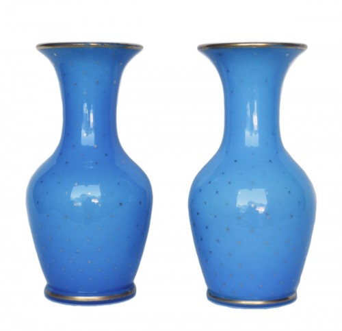 Vases en opaline d' époque Restauration