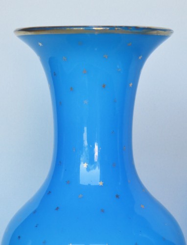 XIXe siècle - Vases en opaline d' époque Restauration