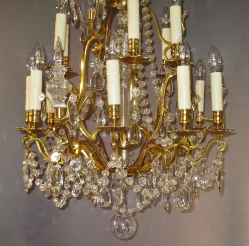 Lustre à 15 lumières en bronze doré et cristaux - Luminaires Style 