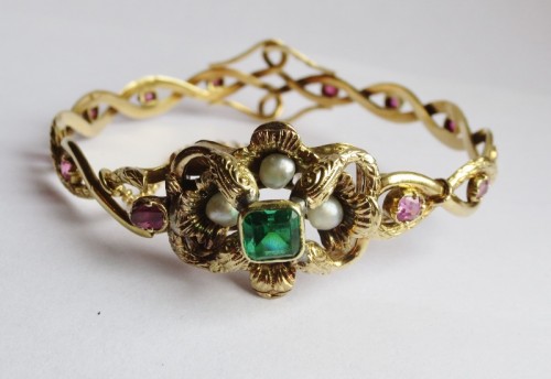Antique Jewellery  - Restoration period bracelet