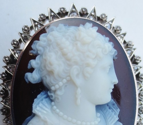 Broche camée en Agate, époque Restauration - Anne Besnard