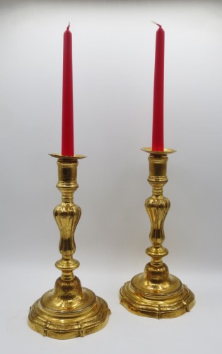 Antiquités - Paire de flambeaux Louis XV bronze doré
