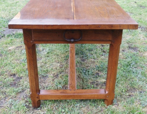 Antiquités - Table d'office, XVIIIe siècle