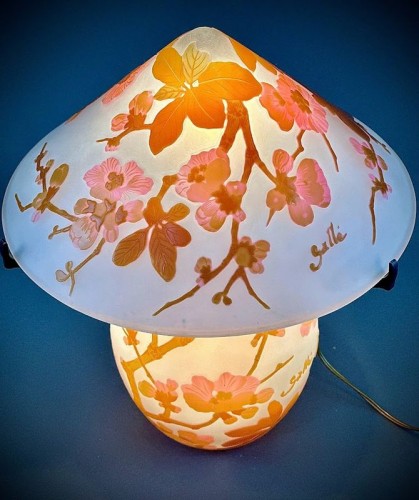 Antiquités - Emile Gallé - Lampe Champignon Art Nouveau " Fleurs de Pommiers "