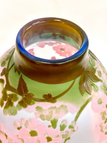 Emile Gallé - Important vase "Fleurs de Pommiers du Japon" - Art Déco