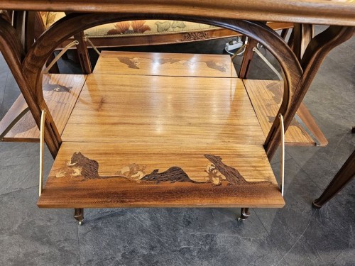 XXe siècle - Louis Majorelle -Table à thé Art nouveau "Noisetier et souris"