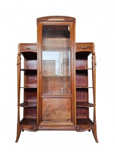 Louis Majorelle - Art Nouveau &quot;Aubépines&quot; display cabinet