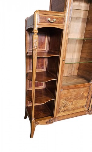 Furniture  - Louis Majorelle - Art Nouveau &quot;Aubépines&quot; display cabinet