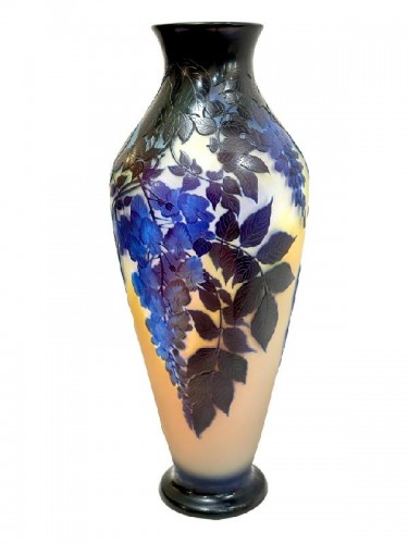 Emile Gallé Monumental Vase "Wisteria" - Art Déco