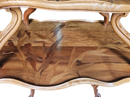 Antiquités - Emile Gallé - Table à thé Art nouveau "Paysage lacustre aux Iris"