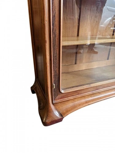 XXe siècle - Louis Majorelle - Vitrine Art nouveau "Plumes de Paon"