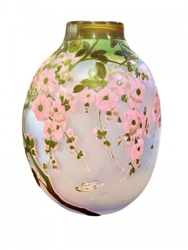 Emile Gallé - Important vase “Fleurs de pommiers du Japon” - Verrerie, Cristallerie Style Art Déco
