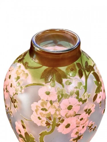 Emile Gallé - Important vase “Fleurs de pommiers du Japon” - Art Déco