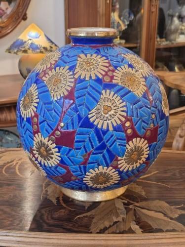 Antiquités - Longwy - Vase boule coloniale "Fleurs Stylisées"