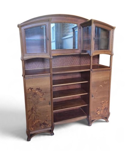 Louis Majorelle – Art nouveau “Daisies and Butterflies” Display Cabinet - 